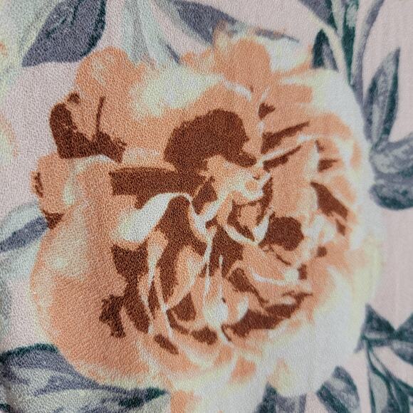 Floral Peasant Top - Picture 6 of 10